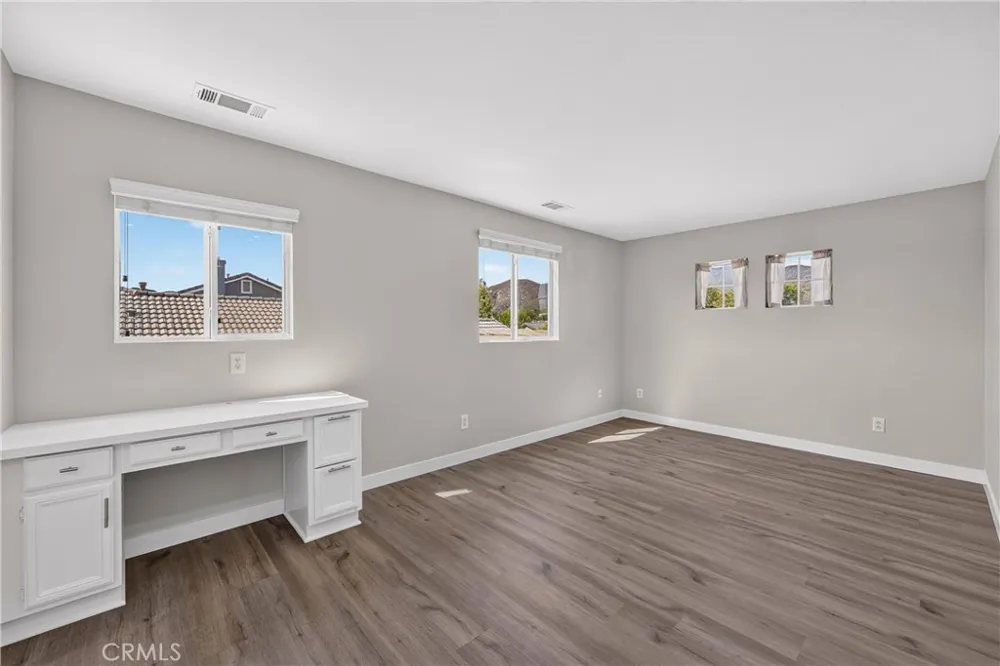 28900 Bayberry Drive Lake Elsinore, CA 92530