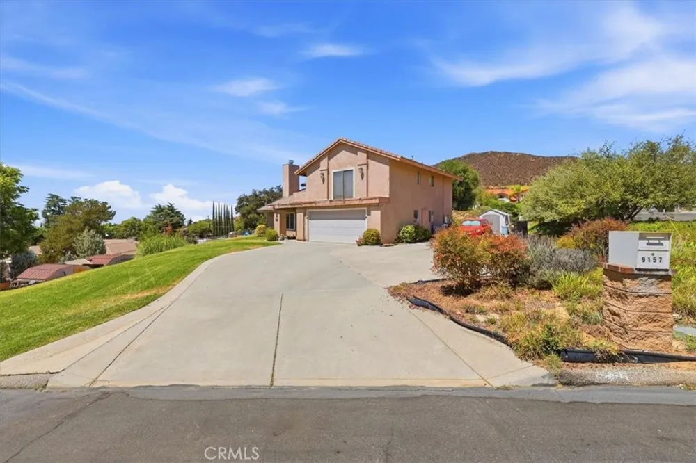 9157 Beauview Drive Beaumont, CA 92223