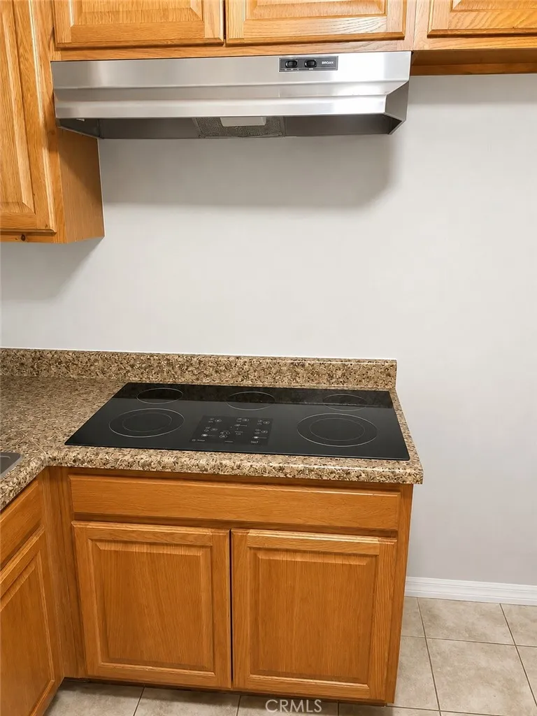 17391 Sequoia Hesperia, CA 92345