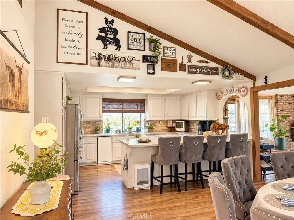 32180 Wesley Wildomar, CA 92595