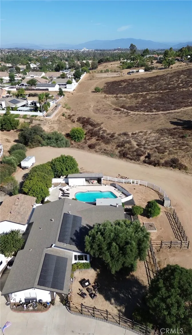 32180 Wesley Wildomar, CA 92595