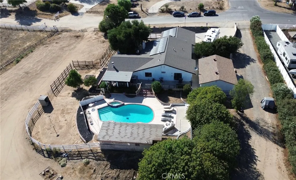 32180 Wesley Wildomar, CA 92595