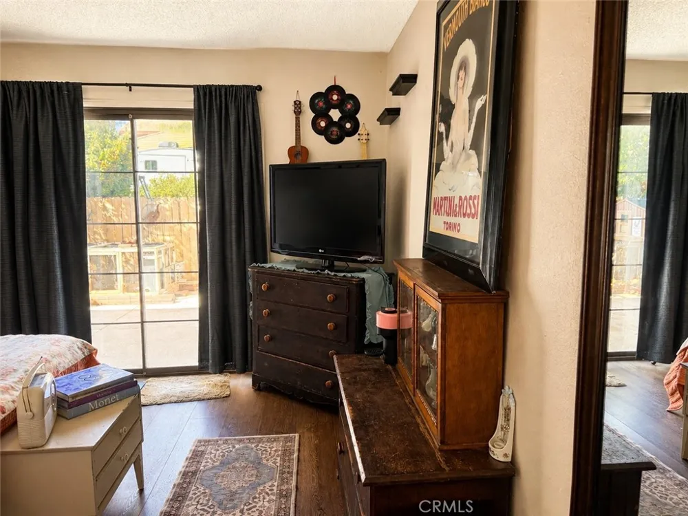 32180 Wesley Wildomar, CA 92595