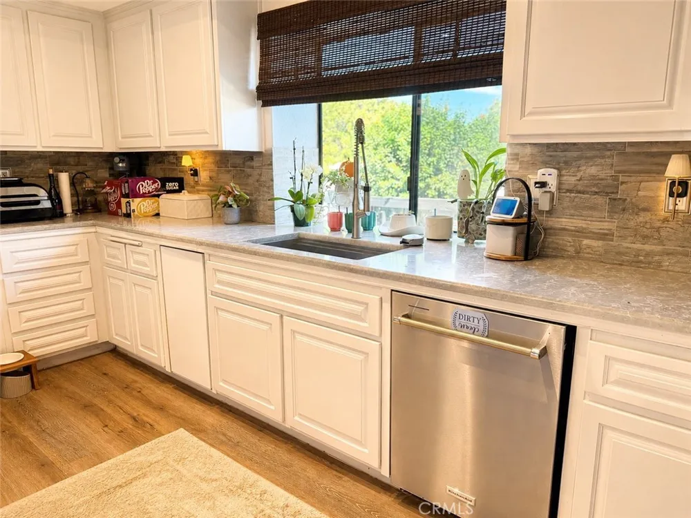32180 Wesley Wildomar, CA 92595