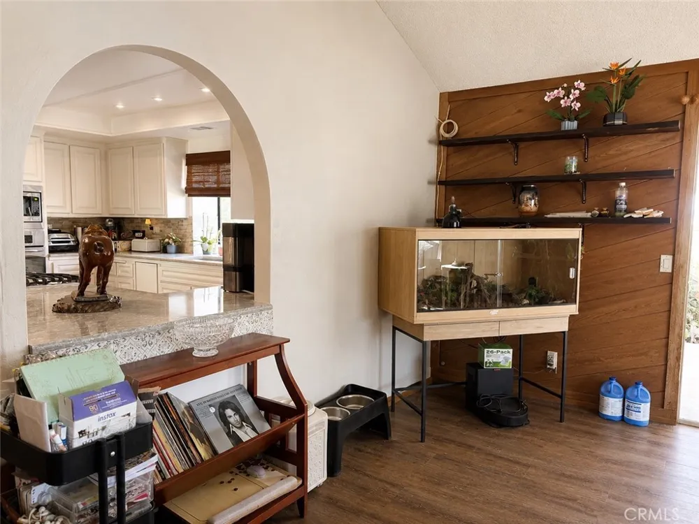 32180 Wesley Wildomar, CA 92595