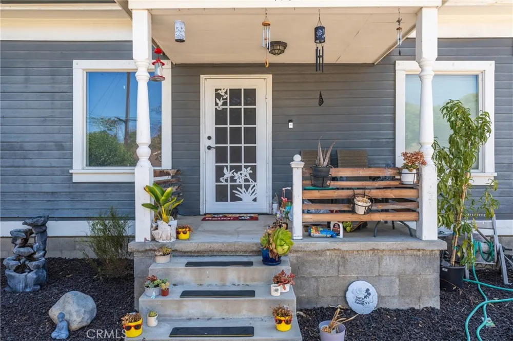 116 11th Redlands, CA 92374