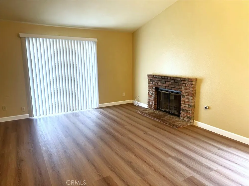 11968 Maple Leaf Fontana, CA 92337