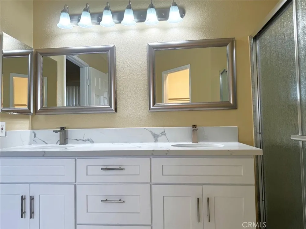 11968 Maple Leaf Fontana, CA 92337
