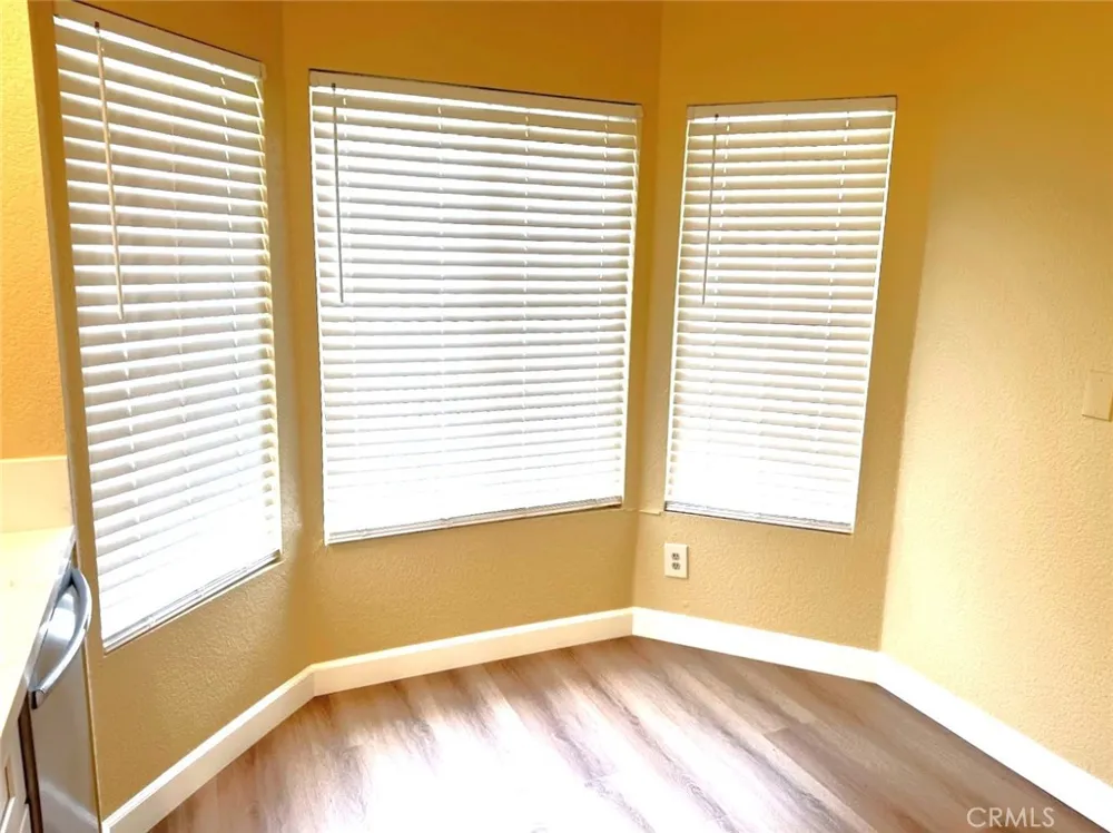 11968 Maple Leaf Fontana, CA 92337
