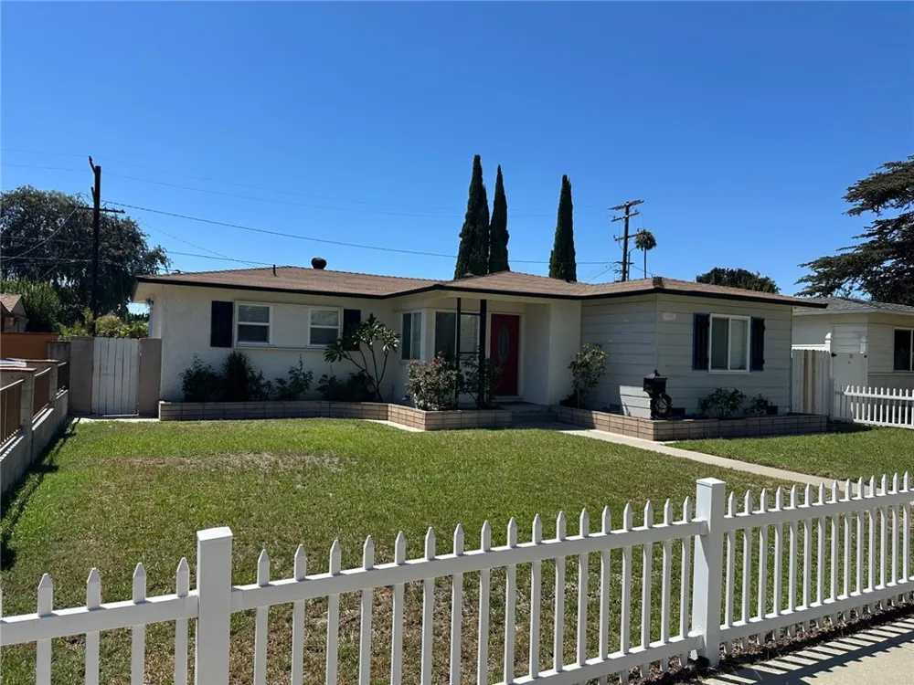 611 S Pine Anaheim, CA 92805