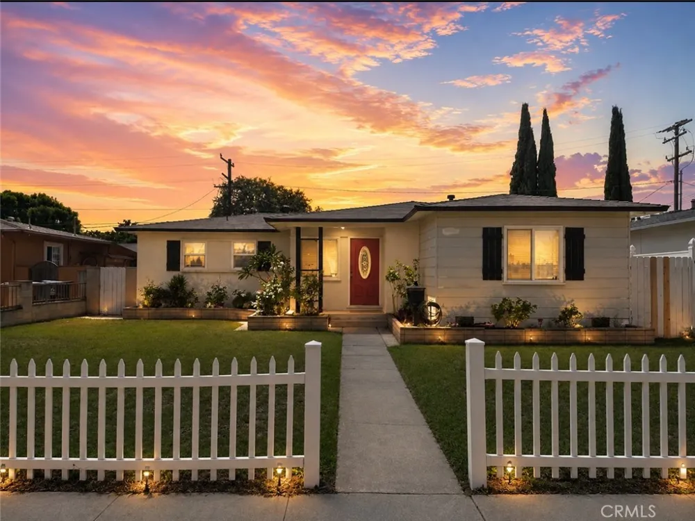 611 S Pine Anaheim, CA 92805
