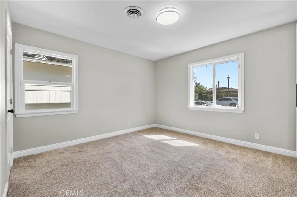 611 S Pine Anaheim, CA 92805