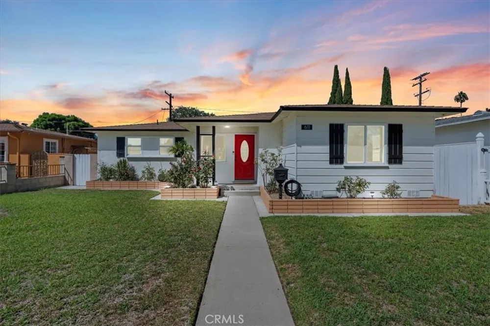 611 S Pine Anaheim, CA 92805