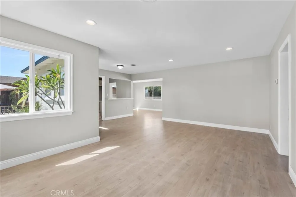 611 S Pine Anaheim, CA 92805