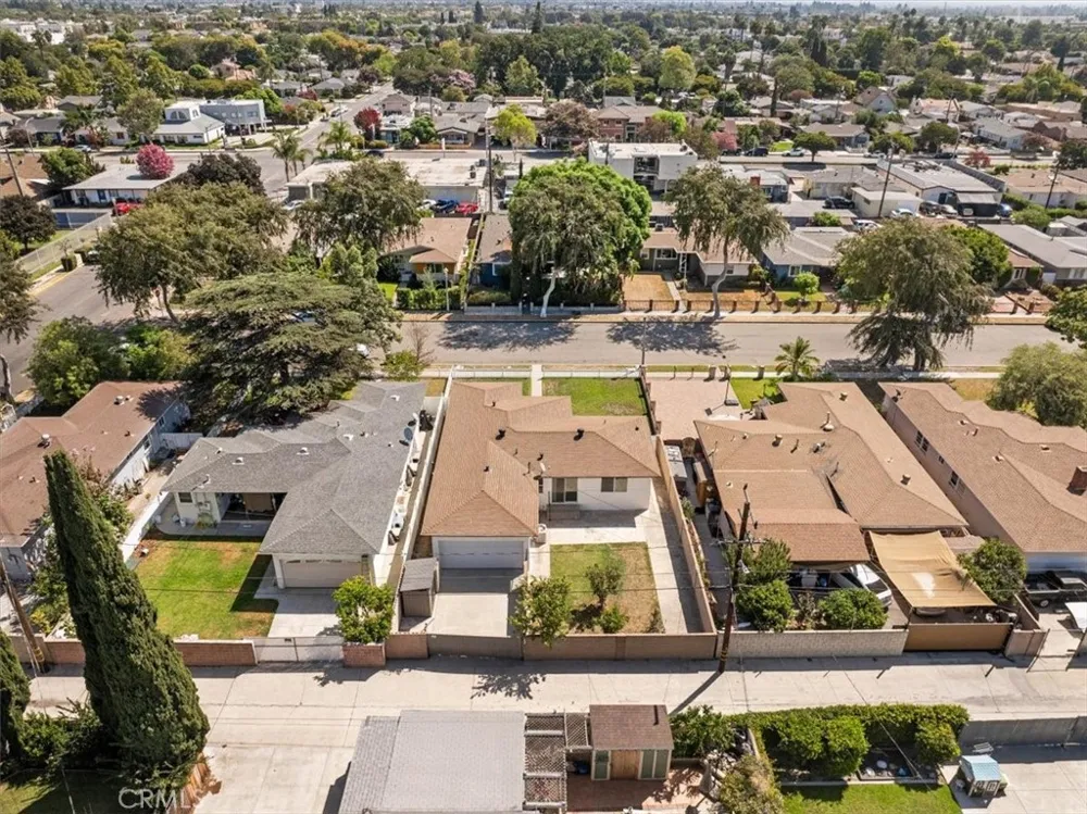 611 S Pine Anaheim, CA 92805