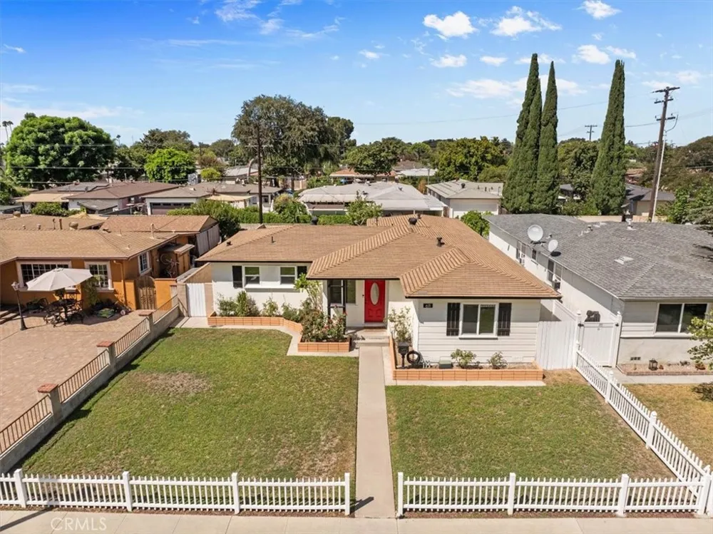 611 S Pine Anaheim, CA 92805