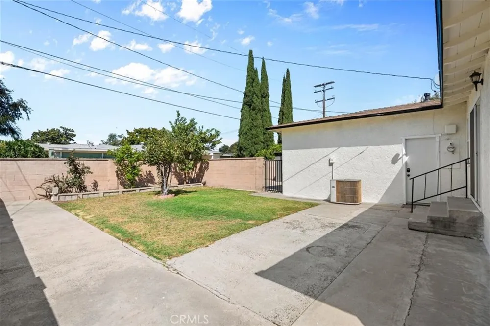 611 S Pine Anaheim, CA 92805