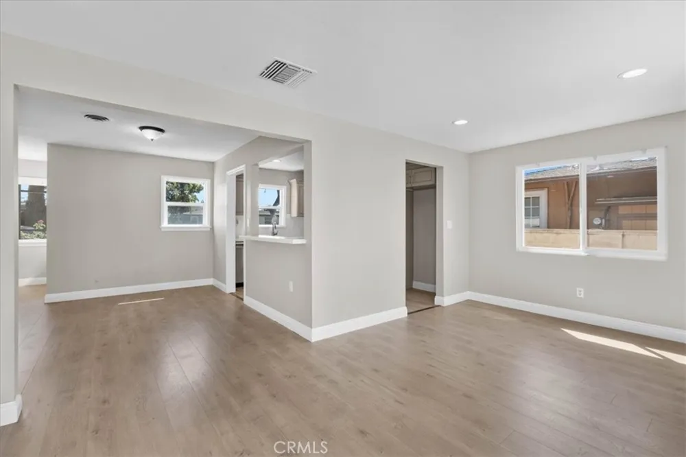 611 S Pine Anaheim, CA 92805