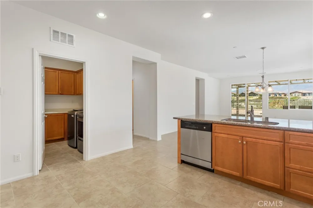 1626 Stellar Peak Beaumont, CA 92223
