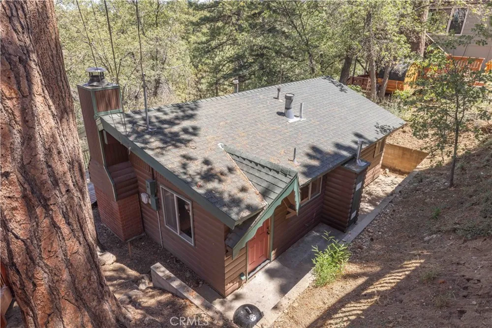 528 Villa Grove Big Bear City, CA 92314