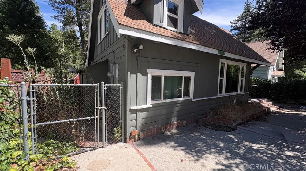 23808 Pioneer Camp Crestline, CA 92325