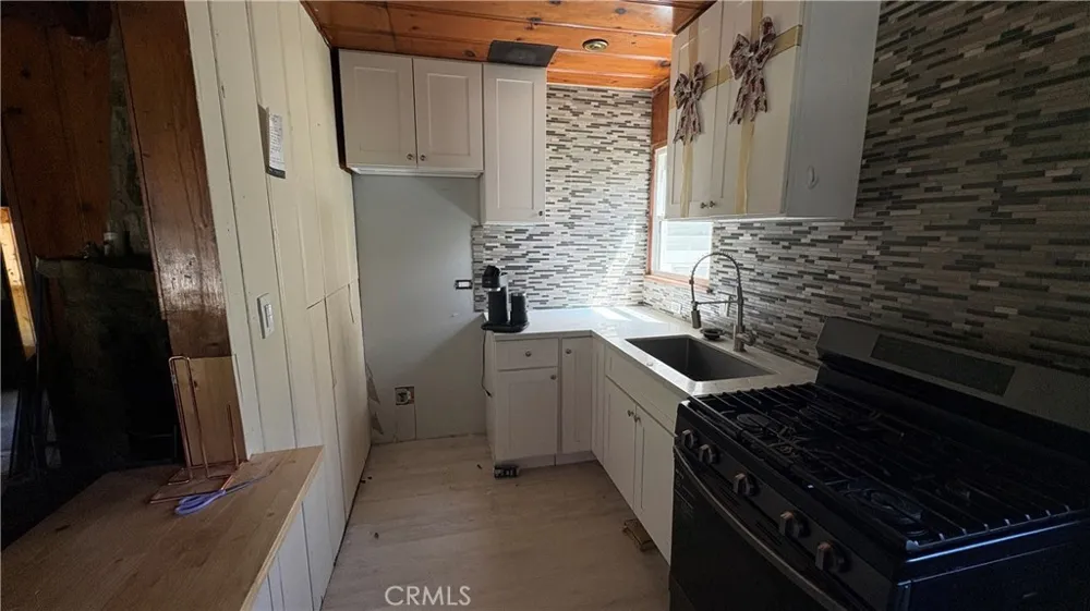 23808 Pioneer Camp Crestline, CA 92325