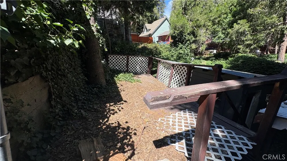 23808 Pioneer Camp Crestline, CA 92325