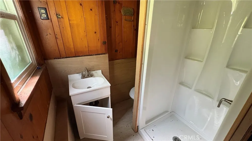 23808 Pioneer Camp Crestline, CA 92325