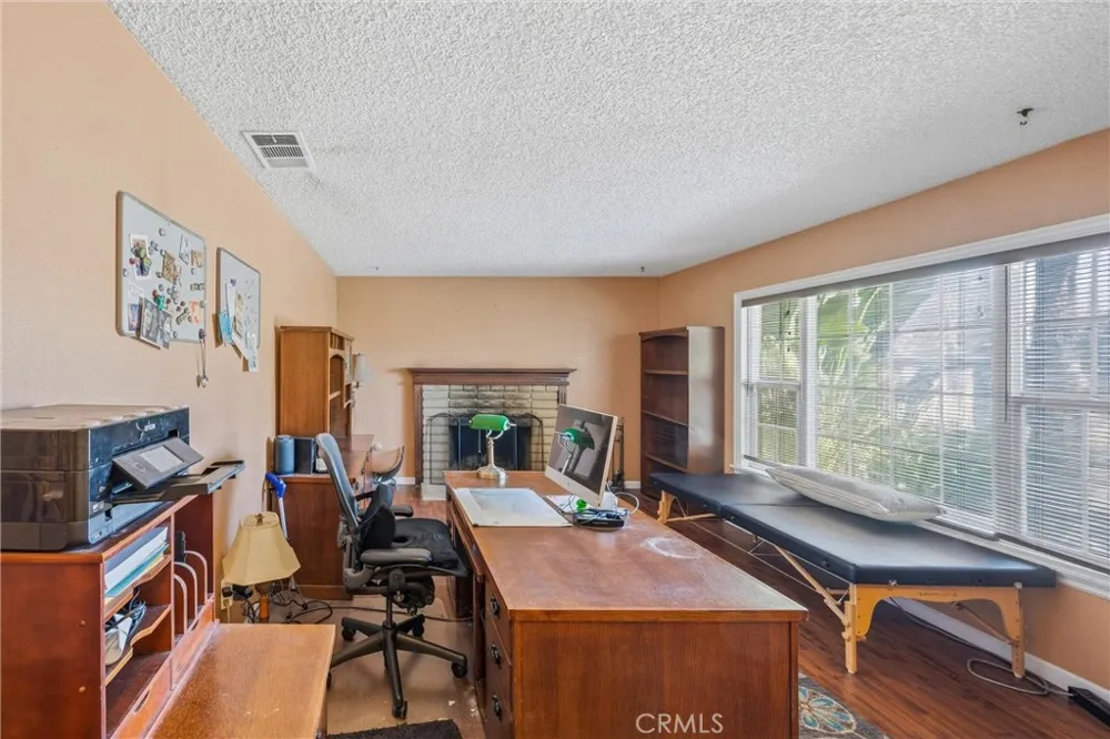 1539 Robyn Redlands, CA 92374