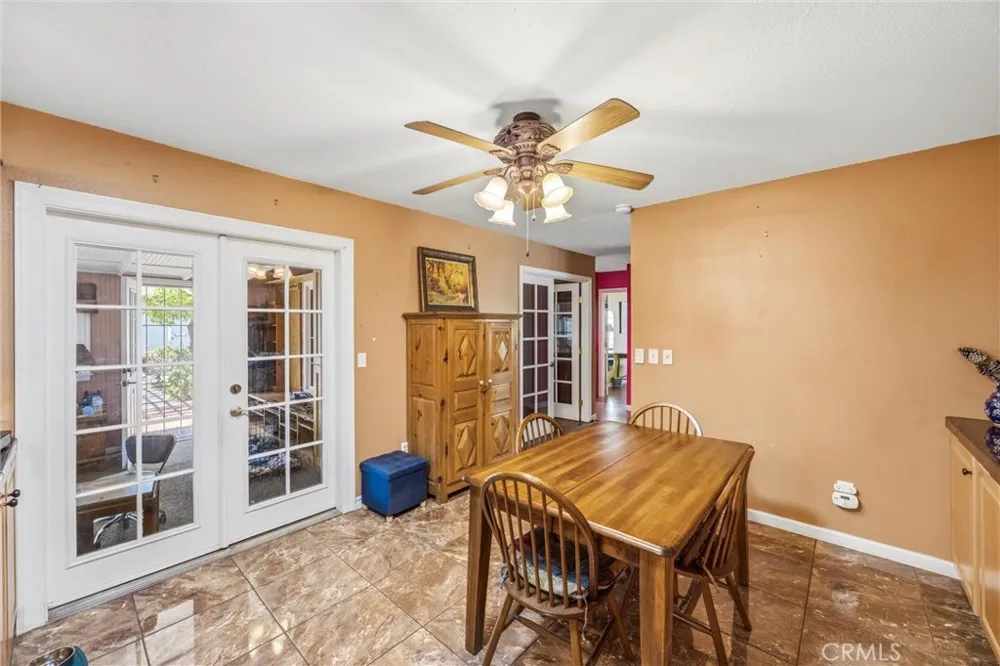 1539 Robyn Redlands, CA 92374