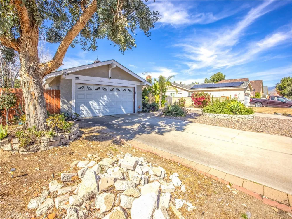 1539 Robyn Redlands, CA 92374
