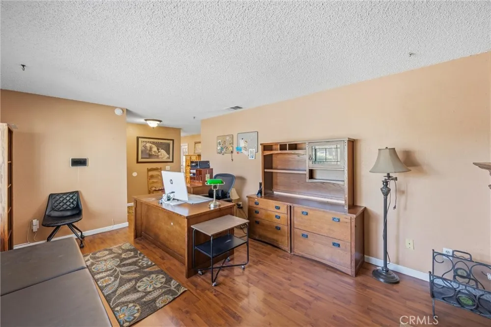 1539 Robyn Redlands, CA 92374