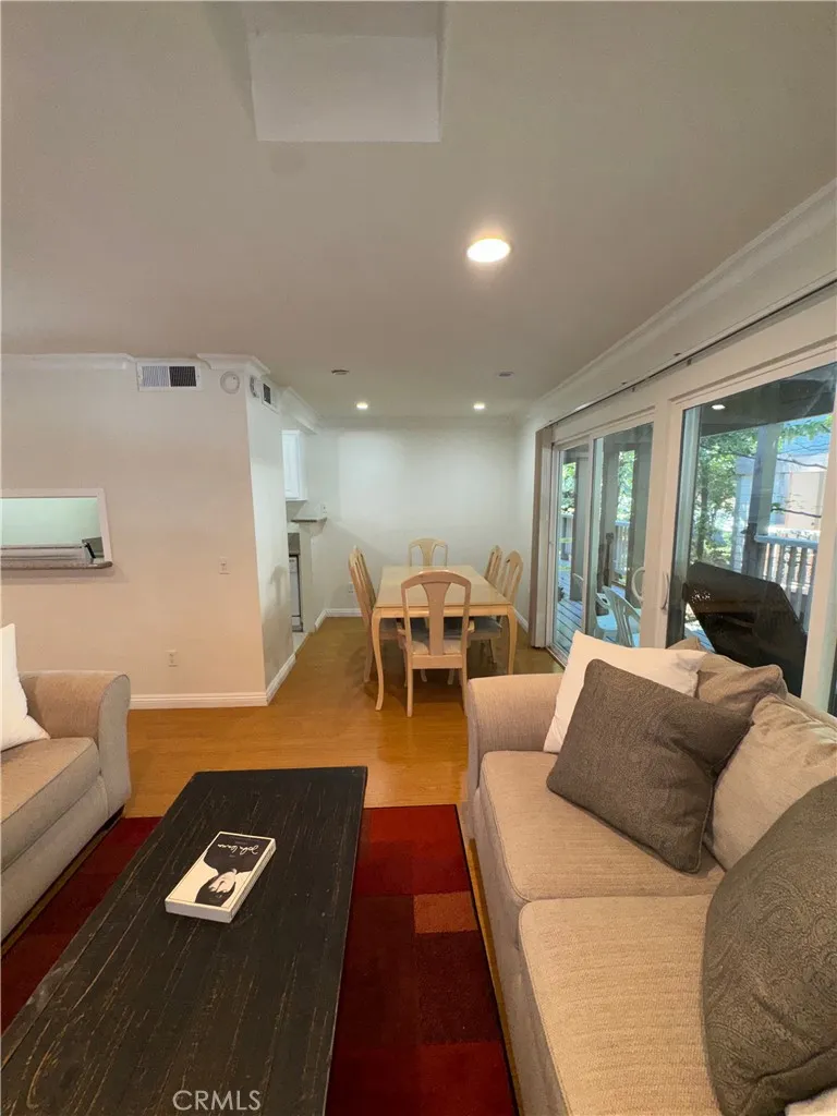 205 Cool Creek Lake Arrowhead, CA 92352