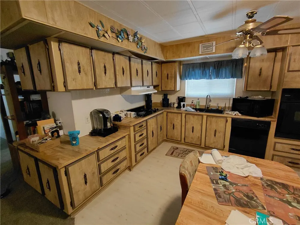 10226 Frontier Cherry Valley, CA 92223