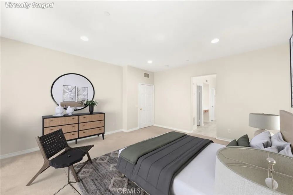 51 Mountain Laurel Azusa, CA 91702