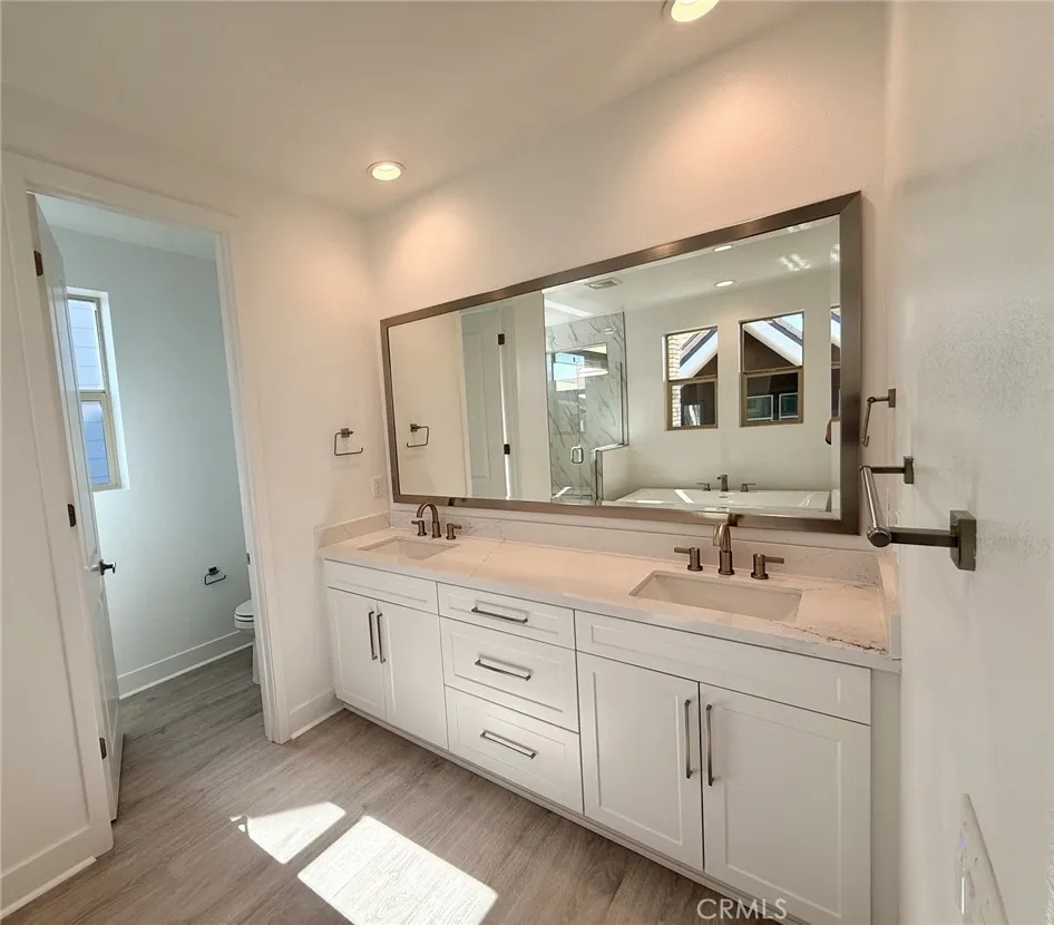 27410 Rainwood Place Valencia, CA 91381