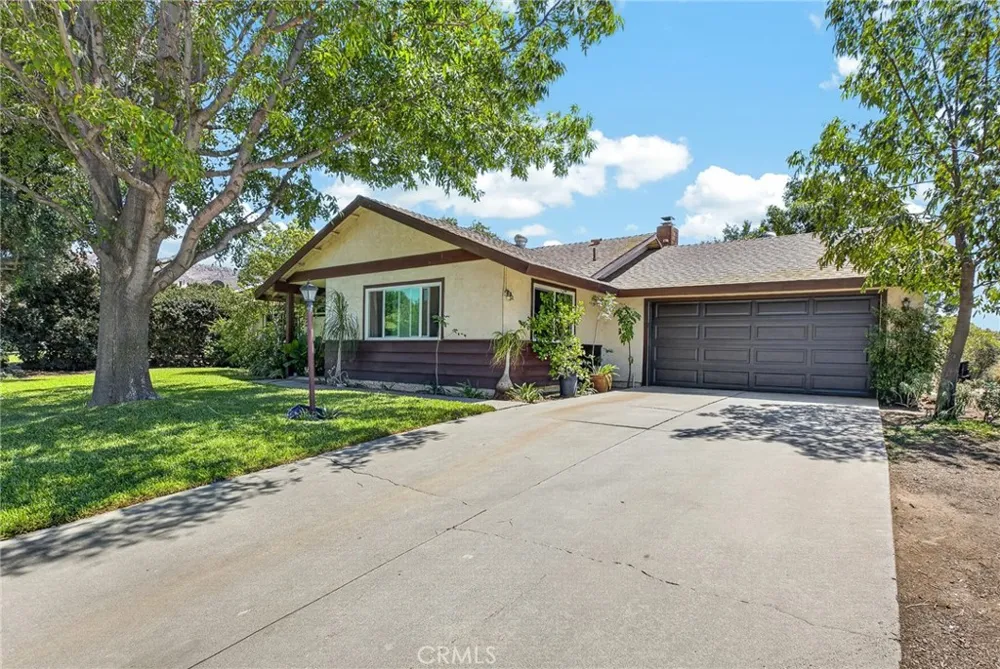 8636 Terrie Ter Jurupa Valley, CA 92509