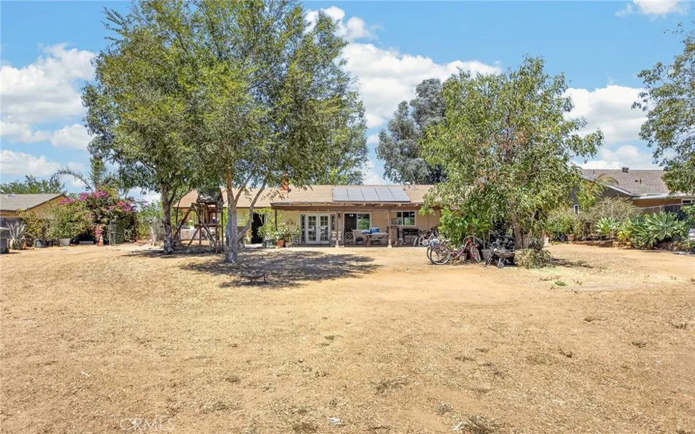 8636 Terrie Ter Jurupa Valley, CA 92509