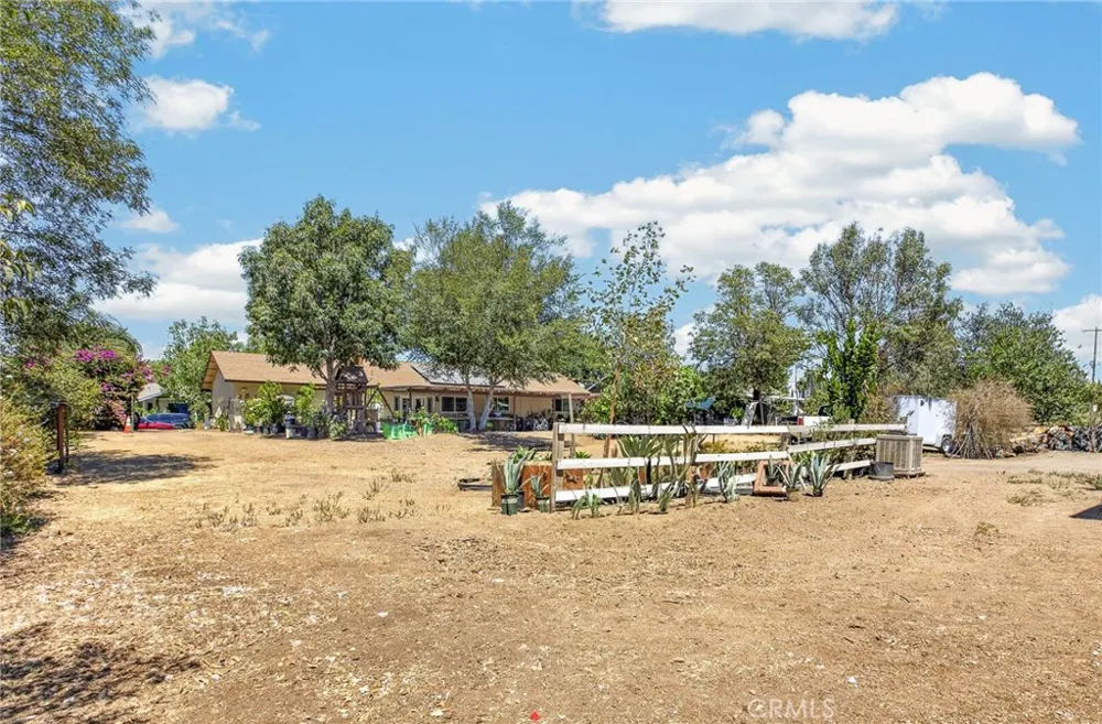 8636 Terrie Ter Jurupa Valley, CA 92509