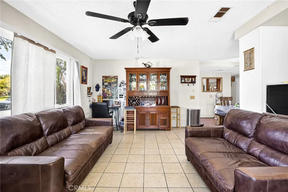 8636 Terrie Ter Jurupa Valley, CA 92509