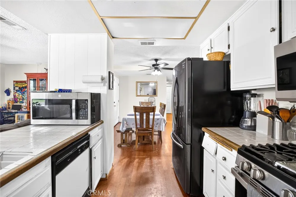 8636 Terrie Ter Jurupa Valley, CA 92509