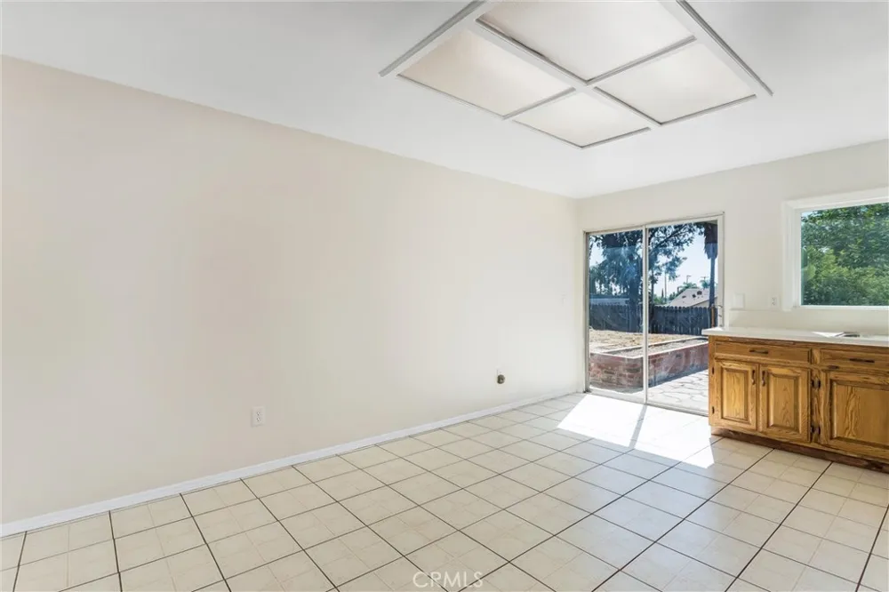 12870 Fremontia Avenue Grand Terrace, CA 92313