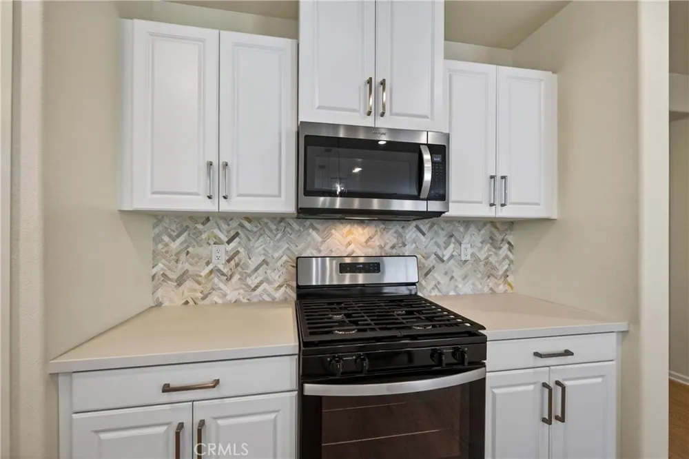 7691 Messina Heights Highland, CA 92346