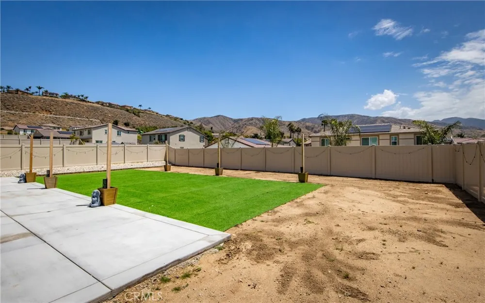 7691 Messina Heights Highland, CA 92346