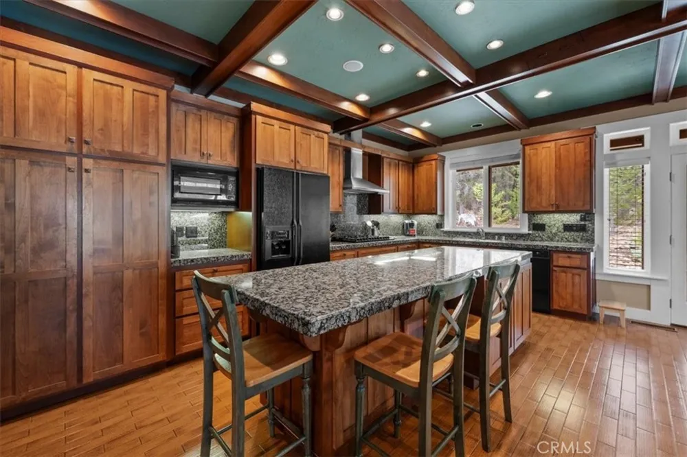 1924 Shady Lane Big Bear City, CA 92314