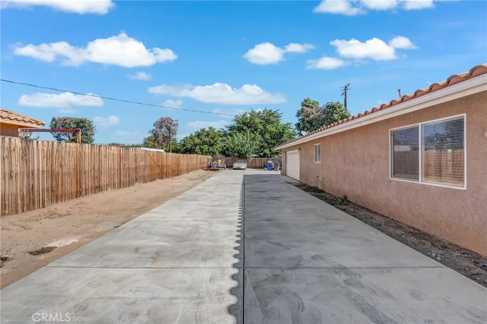 14944 Coalinga Victorville, CA 92392