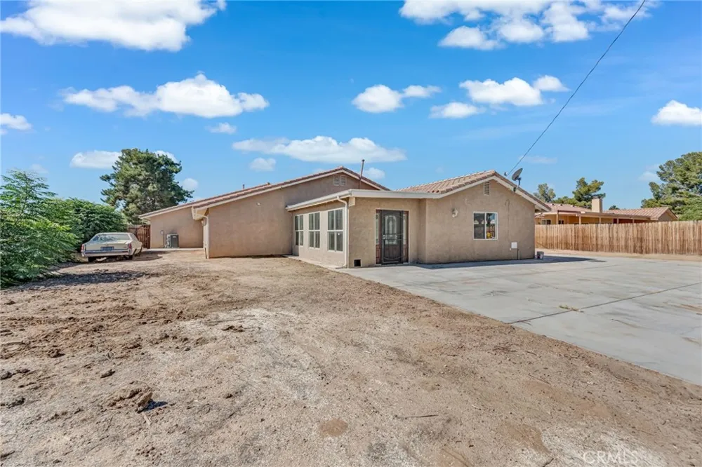 14944 Coalinga Victorville, CA 92392