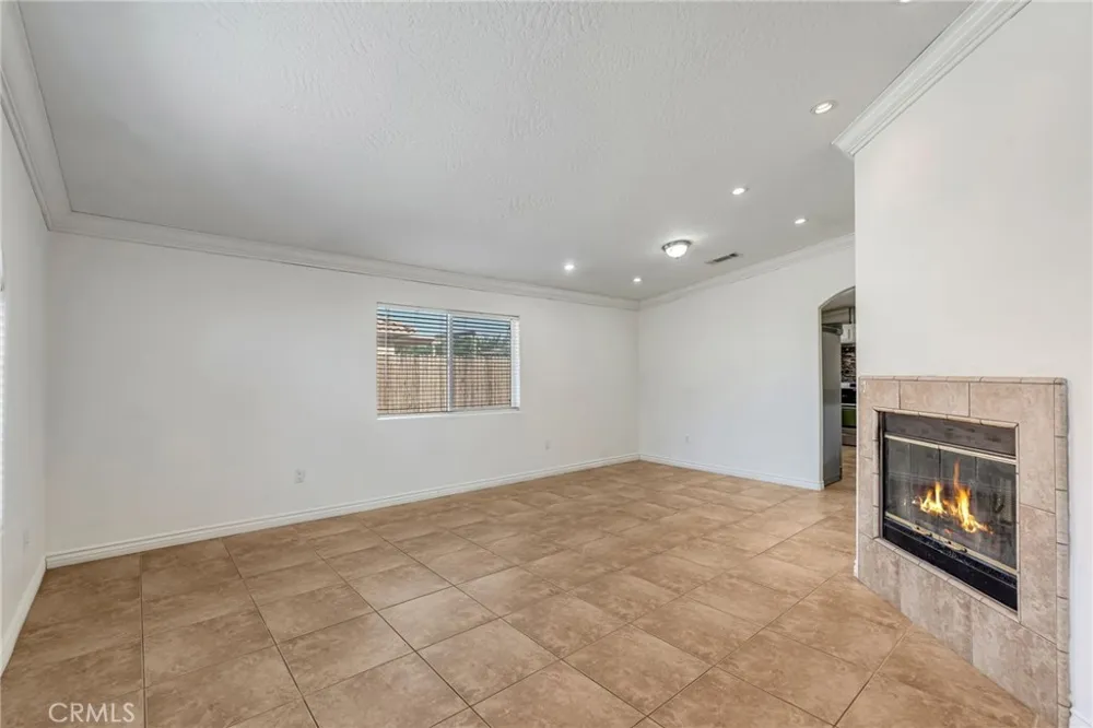 14944 Coalinga Victorville, CA 92392