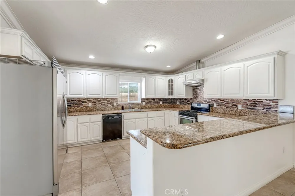 14944 Coalinga Victorville, CA 92392