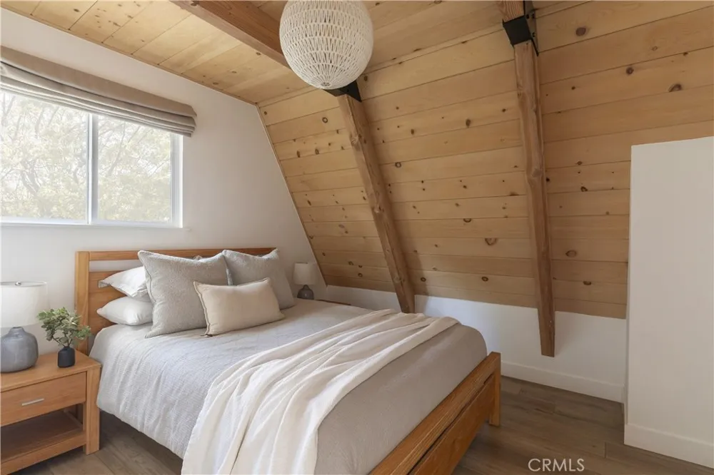 1340 Yosemite Lake Arrowhead, CA 92352